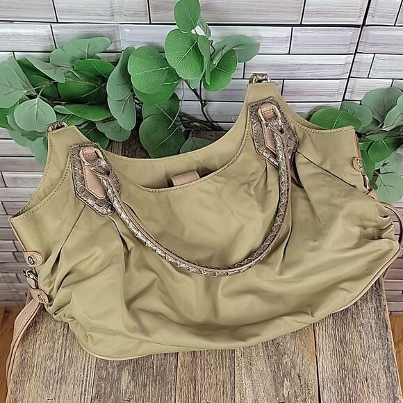 Simply Vera Wang shoulder bag in Khaki green - Picture 13 of 13